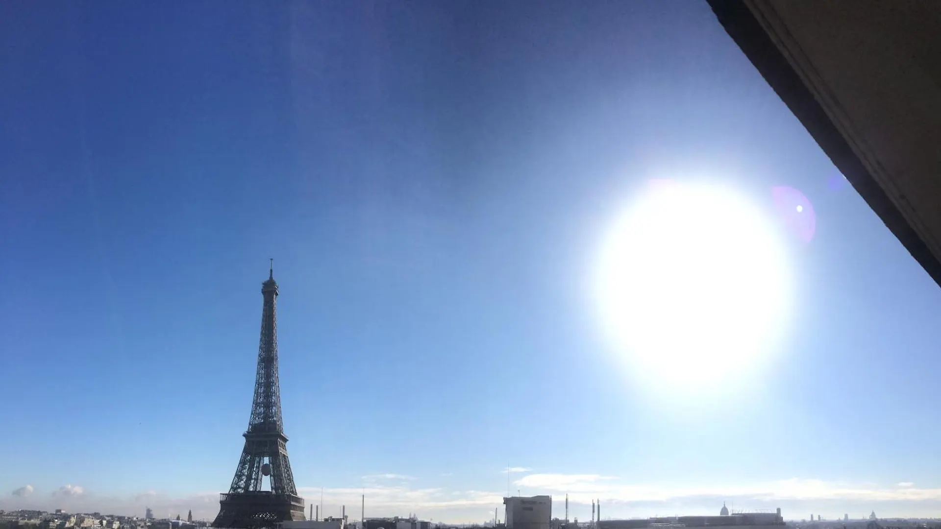Eiffel Tower Incredible View Apartment Paris